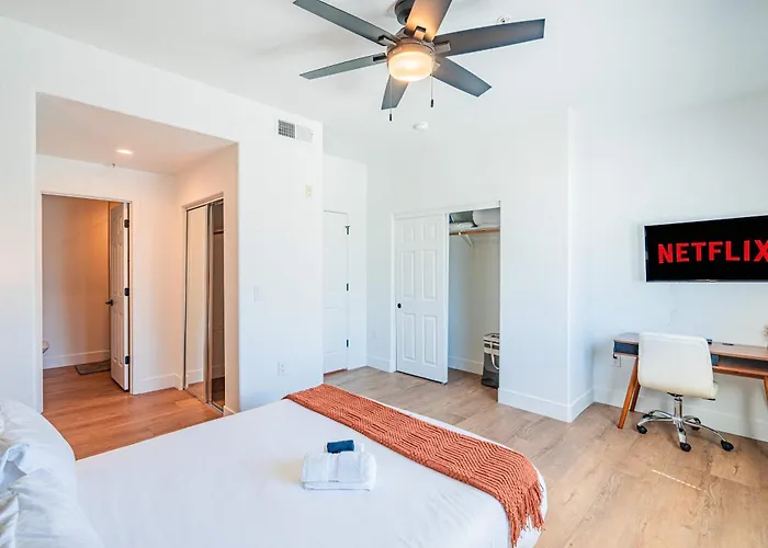 Stadium District Retreat Pool Gym & Westgate Apartment
