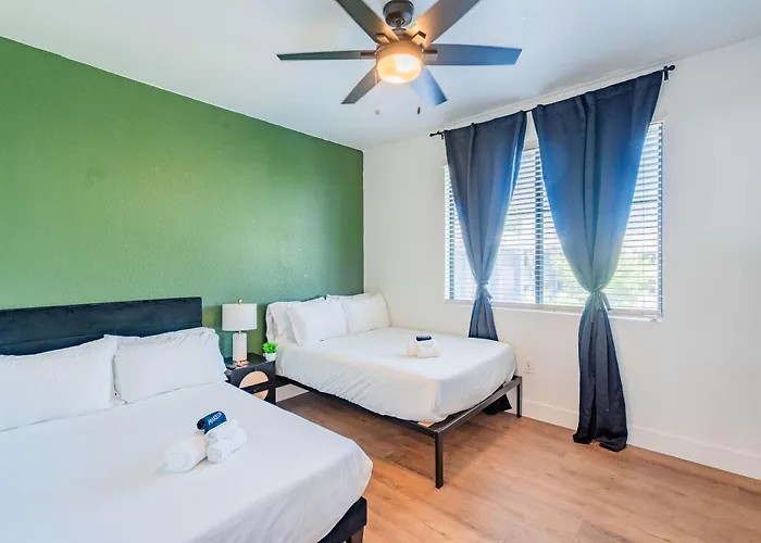Stadium District Retreat Pool Gym & Westgate Apartment